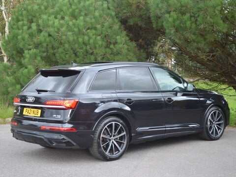 Audi Q7 TDI QUATTRO S LINE BLACK EDITION MHEV 43