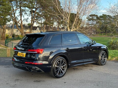 Audi Q7 TDI QUATTRO S LINE BLACK EDITION MHEV 38