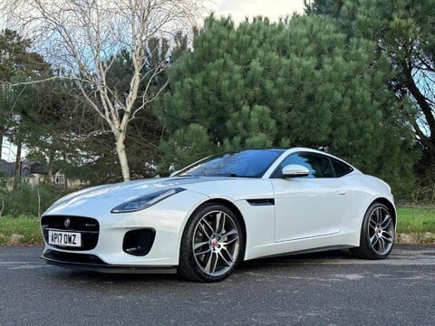 Jaguar F-Type I4 R-DYNAMIC 3