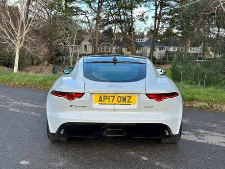 Jaguar F-Type I4 R-DYNAMIC 