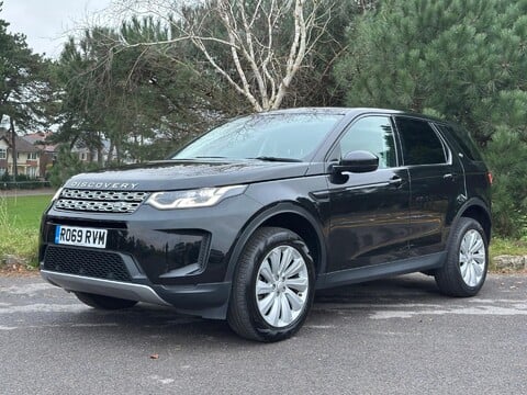 Land Rover Discovery Sport SE MHEV 3