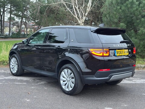 Land Rover Discovery Sport SE MHEV 5