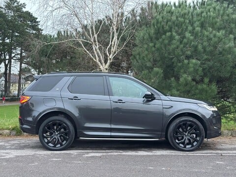 Land Rover Discovery Sport R-DYNAMIC HSE 11