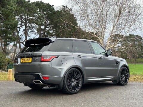 Land Rover Range Rover Sport SDV6 HSE DYNAMIC 9