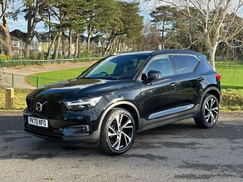 Volvo XC40 T3 R-DESIGN PRO 28