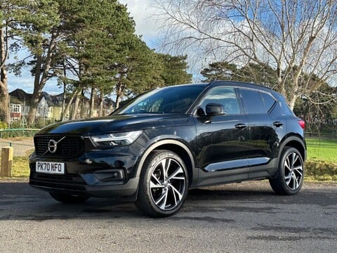 Volvo XC40 T3 R-DESIGN PRO 3