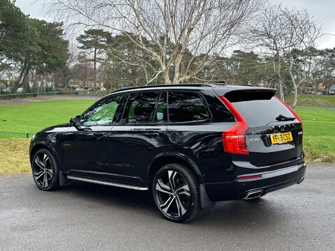 Volvo XC90 T8 TWIN ENGINE R-DESIGN PRO AWD 39