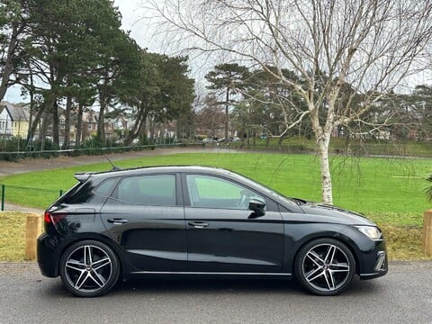 SEAT Ibiza TSI FR 11