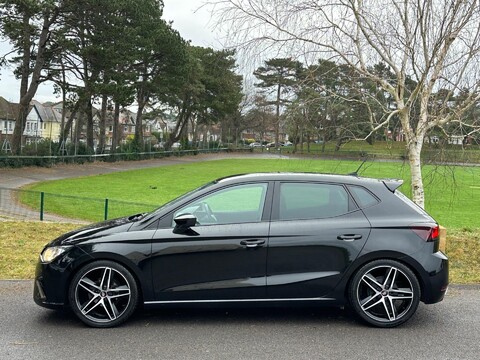 SEAT Ibiza TSI FR 12