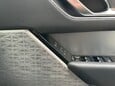 Land Rover Range Rover Velar R-DYNAMIC HSE 23