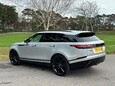 Land Rover Range Rover Velar R-DYNAMIC HSE 35