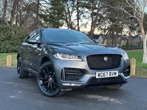 Jaguar F-Pace R-SPORT AWD 25