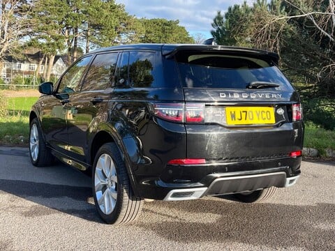 Land Rover Discovery Sport R-DYNAMIC SE 17