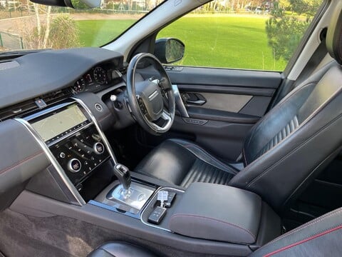 Land Rover Discovery Sport R-DYNAMIC SE 5