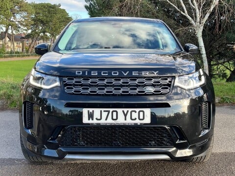 Land Rover Discovery Sport R-DYNAMIC SE 2