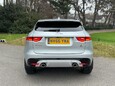 Jaguar F-Pace V6 S AWD 8