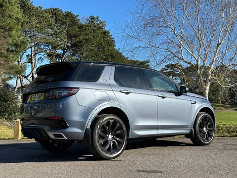 Land Rover Discovery Sport R-DYNAMIC HSE 9