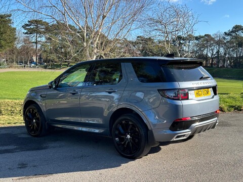 Land Rover Discovery Sport R-DYNAMIC HSE 35