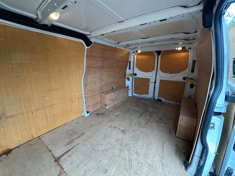 Ford Transit Custom 300 LEADER P/V ECOBLUE 24