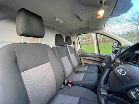 Ford Transit Custom 300 LEADER P/V ECOBLUE 15