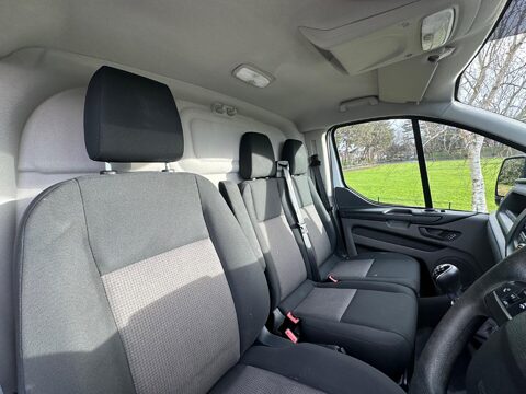 Ford Transit Custom 2.0 300 EcoBlue Leader L1 H1 Euro 6 (s/s) 5dr 6