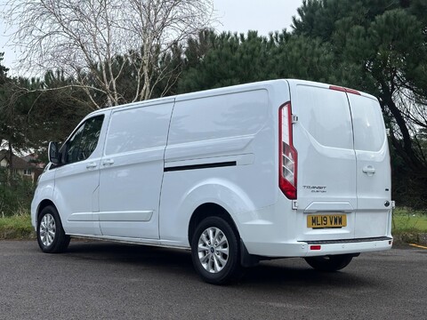 Ford Transit Custom 300 LIMITED P/V L2 H1 9