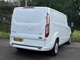 Ford Transit Custom 300 LIMITED P/V L2 H1 15