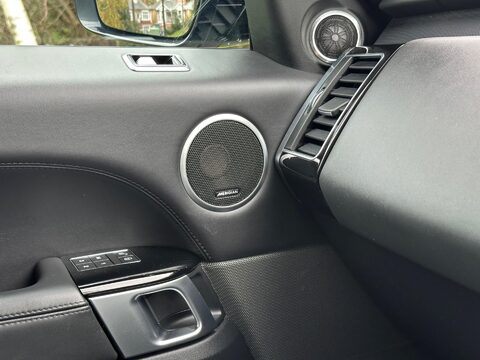 Land Rover Range Rover Sport 3.0 SD V6 HSE Dynamic Auto 4WD Euro 6 (s/s) 5dr 26