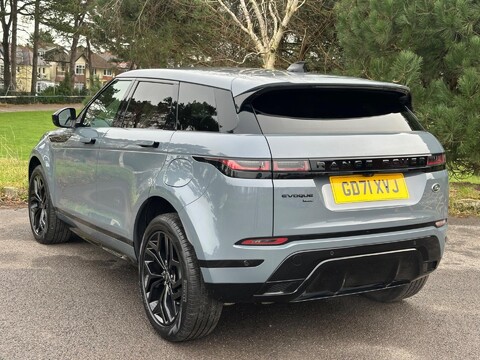 Land Rover Range Rover Evoque R-DYNAMIC S 19