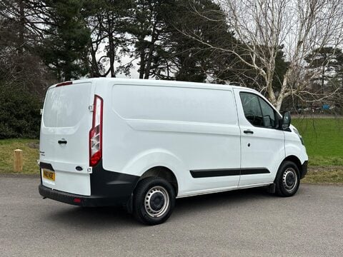 Ford Transit Custom 2.0 300 EcoBlue Leader L1 H1 Euro 6 (s/s) 5dr 31
