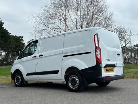 Ford Transit Custom 2.0 300 EcoBlue Leader L1 H1 Euro 6 (s/s) 5dr 7
