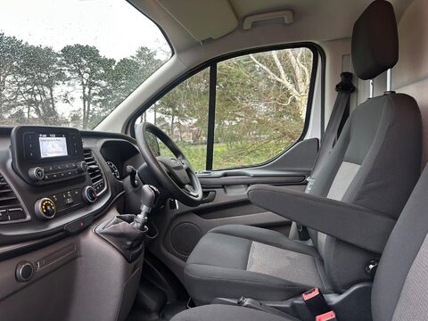 Ford Transit Custom 300 LEADER P/V ECOBLUE 19