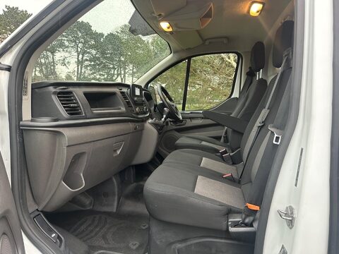 Ford Transit Custom 2.0 300 EcoBlue Leader L2 H1 Euro 6 (s/s) 5dr 18