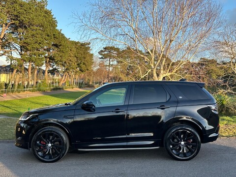 Land Rover Discovery Sport R-DYNAMIC HSE MHEV 12