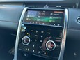 Land Rover Discovery Sport R-DYNAMIC HSE MHEV 17