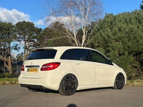 Mercedes-Benz B Class B180 BLUEEFFICIENCY SPORT 9