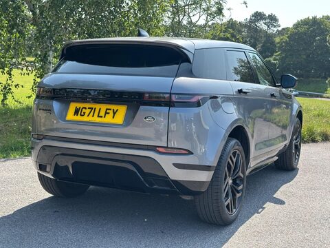 Land Rover Range Rover Evoque R-DYNAMIC SE 18