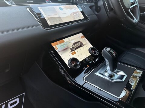 Land Rover Range Rover Evoque R-DYNAMIC SE 39