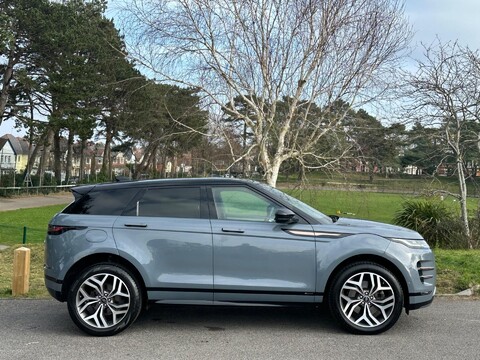 Land Rover Range Rover Evoque FIRST EDITION MHEV 10