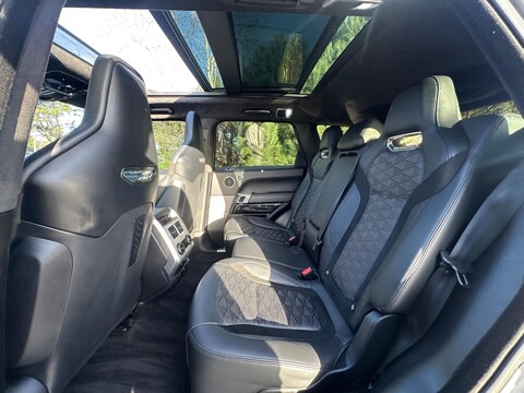 Land Rover Range Rover Sport SVR 31