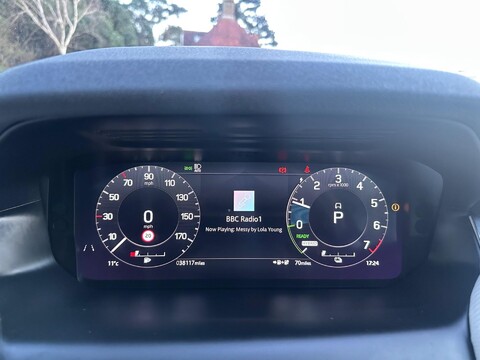 Land Rover Discovery Sport R-DYNAMIC SE 15