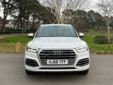 Audi Q5 TFSI QUATTRO S LINE 2