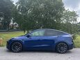 Tesla Model Y PERFORMANCE AWD 7