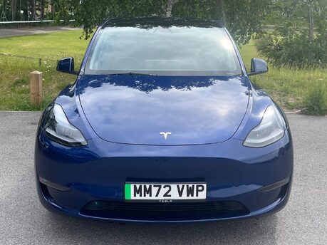 Tesla Model Y PERFORMANCE AWD 