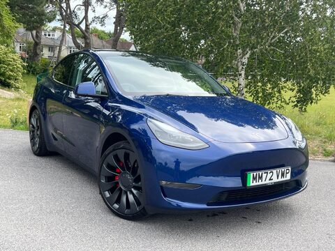 Tesla Model Y PERFORMANCE AWD 11