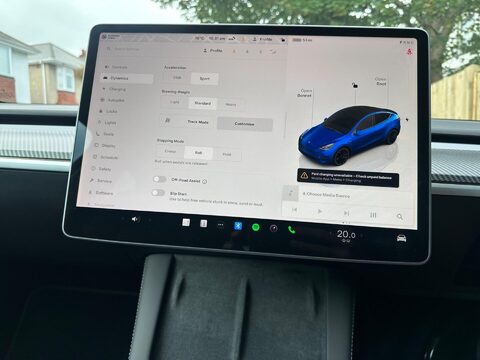 Tesla Model Y PERFORMANCE AWD 19
