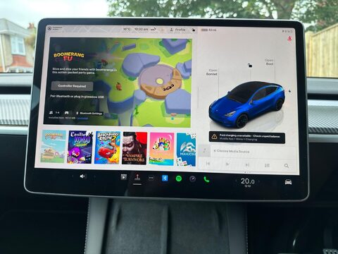 Tesla Model Y PERFORMANCE AWD 23