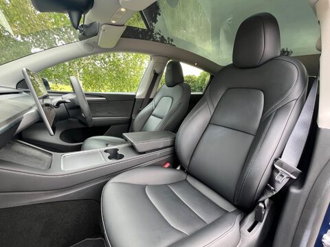 Tesla Model Y (Dual Motor) Performance Auto 4WDE 5dr 4