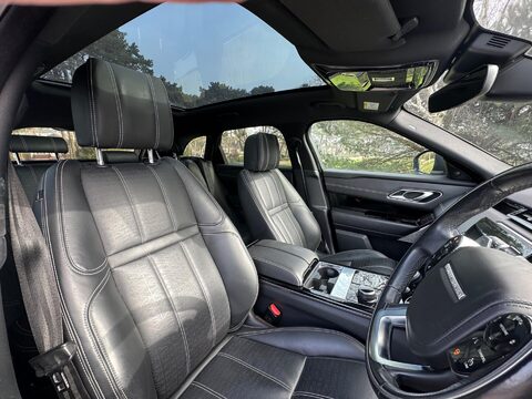 Land Rover Range Rover Velar R-DYNAMIC HSE 22