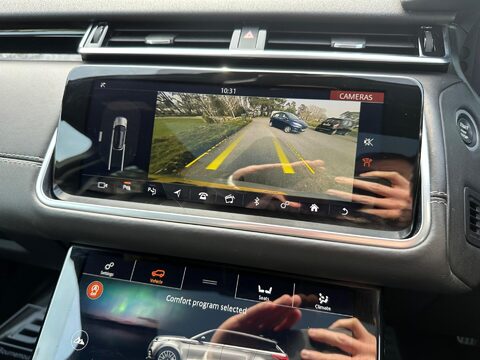 Land Rover Range Rover Velar R-DYNAMIC HSE 17